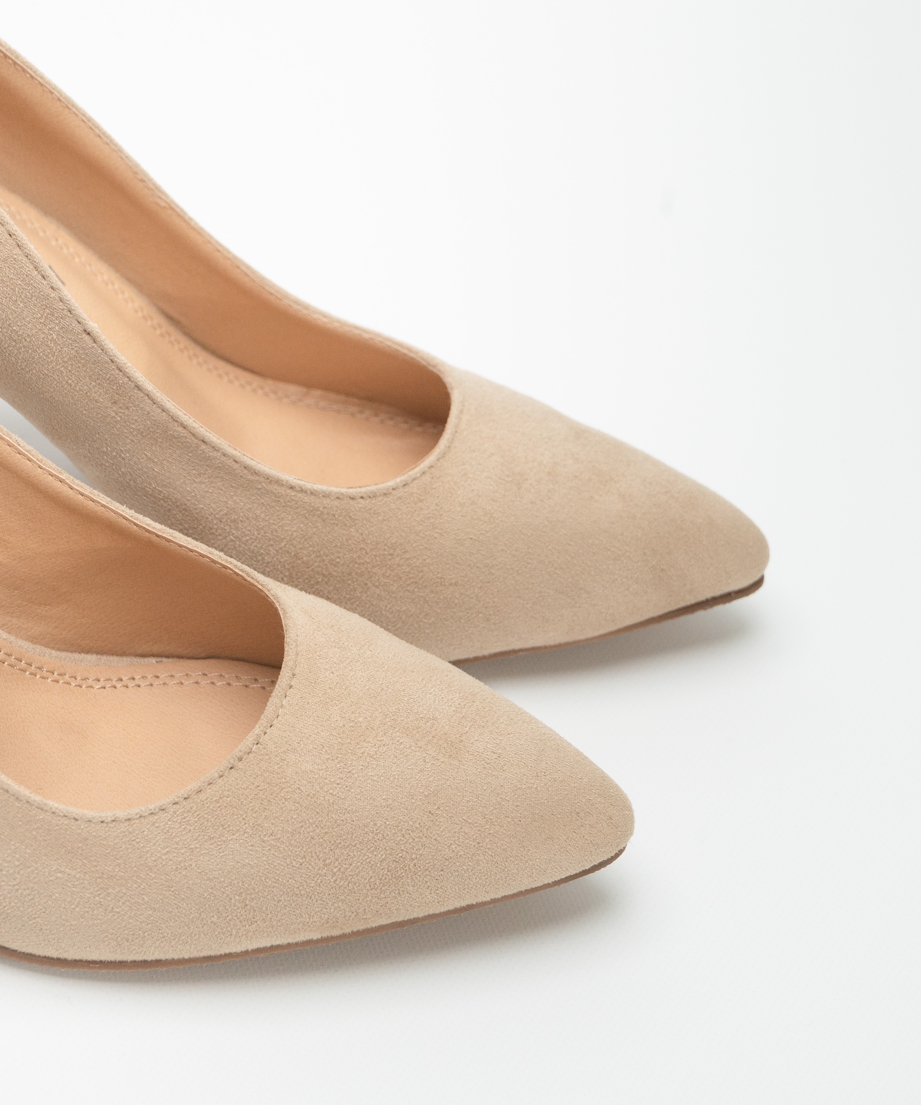 Sapato salto grosso image number null